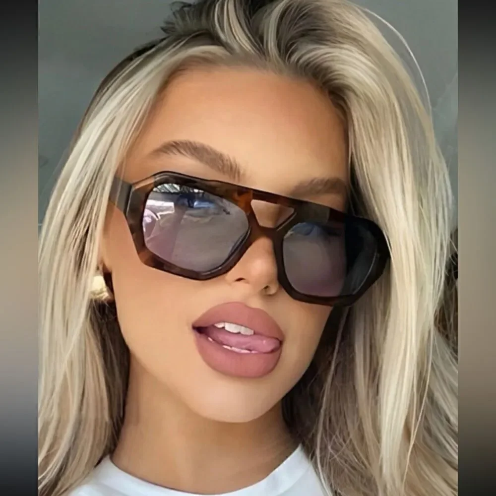 Vintage  leopard sunglasses  E7